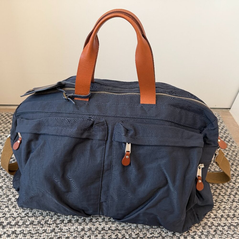 J. Crew Navy Nylon Duffle/Overnight Bag w/ Removable Strap